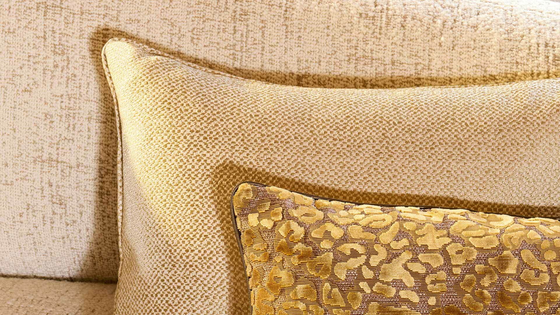 Bouclé D'Or Romanico