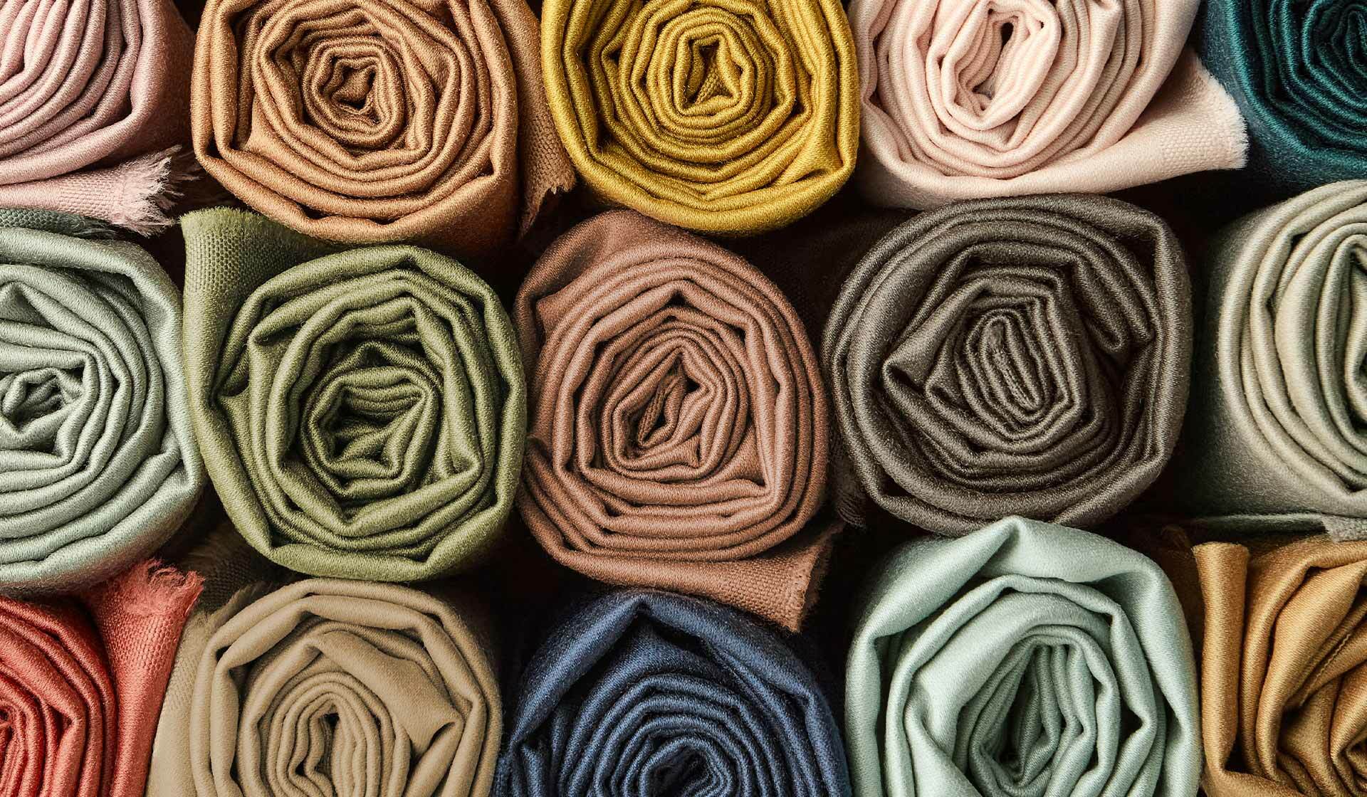 Luxury Plains Performance Wool Satin
