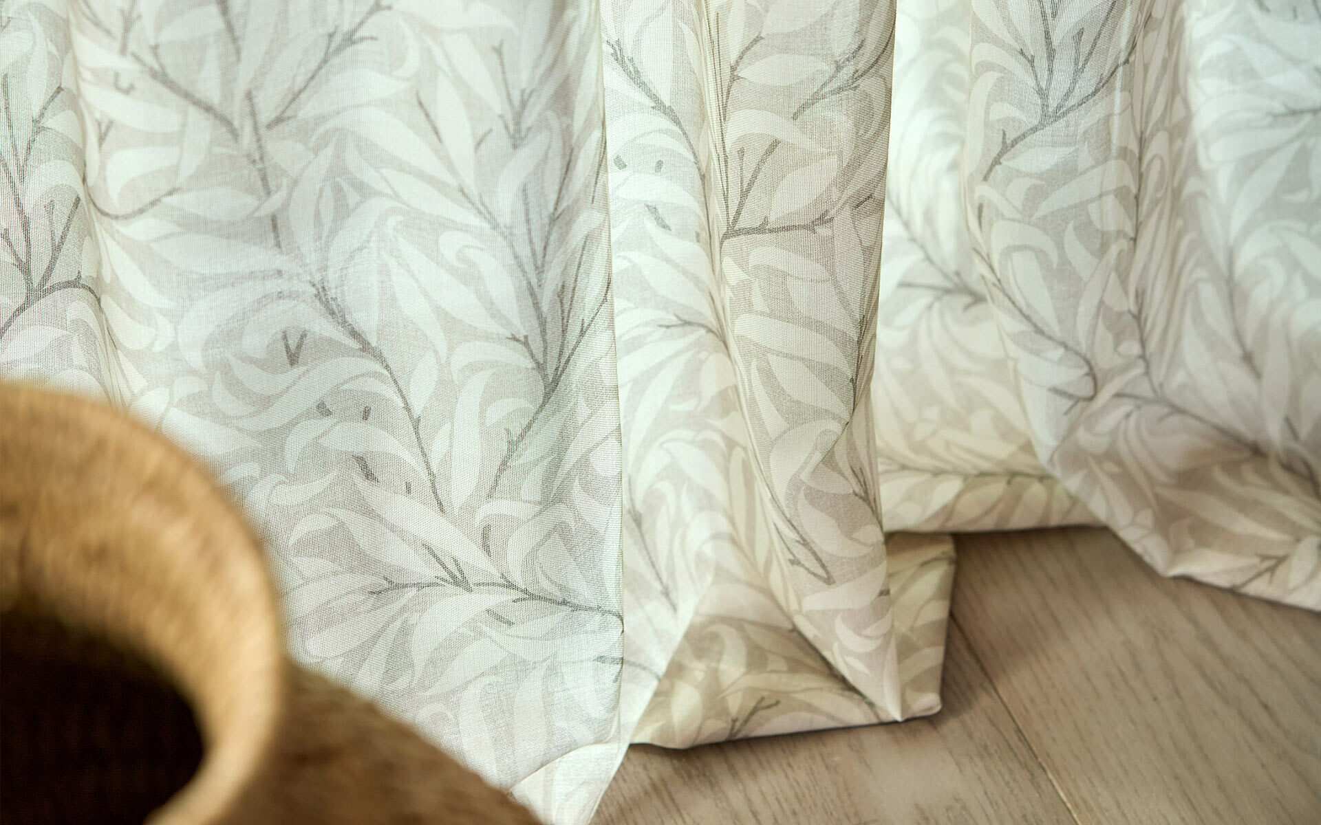 Pure Willow Boughs Sheer