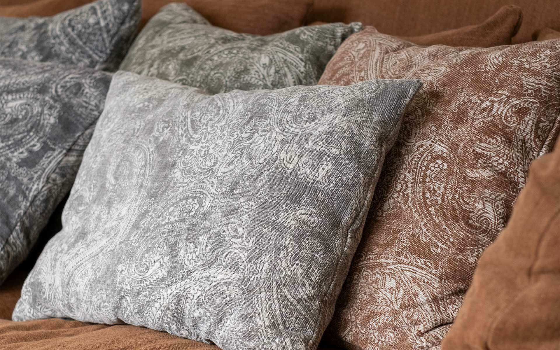 Shabby Paisley